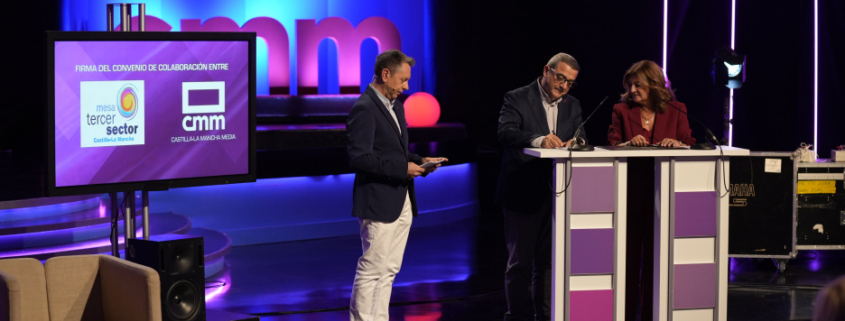 CMMedia. Firma de convenio