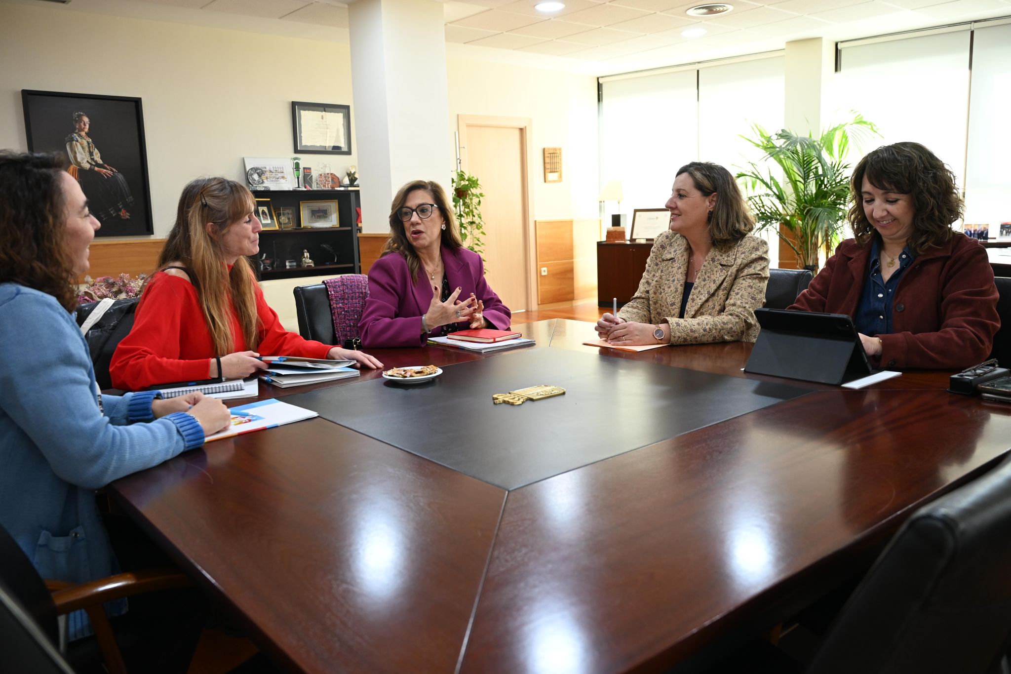 Reunion en la consejeria de empleo